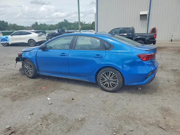 3KPF54AD5PE520118 2023 KIA FORTE - Image 2