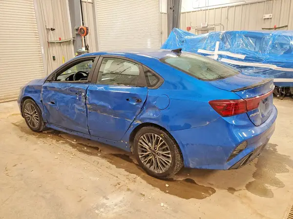 3KPF54AD5PE520197 2023 KIA FORTE - Image 2