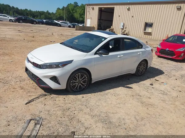 3KPF54AD5PE523469 2023 KIA FORTE - Image 2