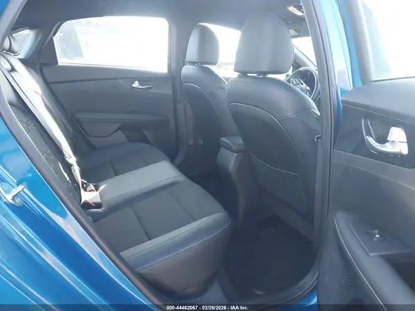 3KPF54AD5PE524881 2023 KIA FORTE - Image 8
