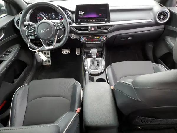 3KPF54AD5PE529823 2023 KIA FORTE - Image 8