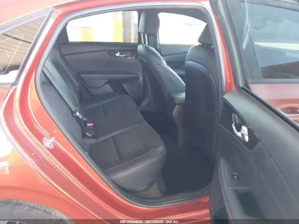 3KPF54AD5PE534441 2023 KIA FORTE - Image 8