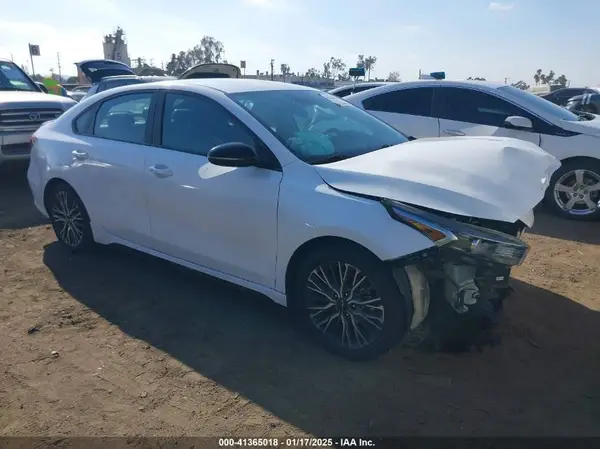 3KPF54AD5PE537002 2023 KIA FORTE - Image 1