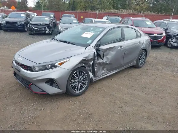 3KPF54AD5PE542331 2023 KIA FORTE - Image 2