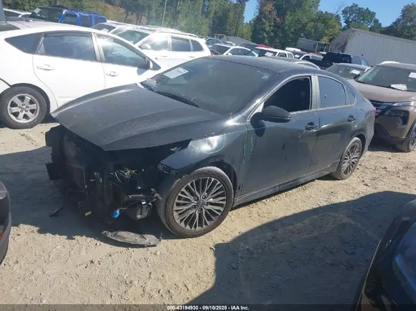 3KPF54AD5PE544466 2023 KIA FORTE - Image 2