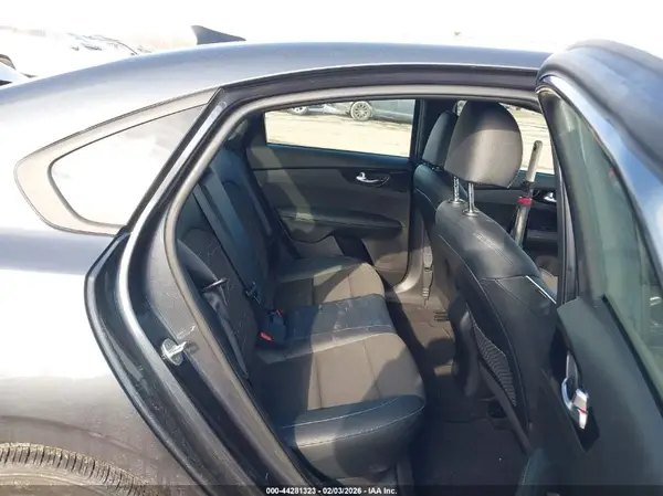 3KPF54AD5PE546329 2023 KIA FORTE - Image 8