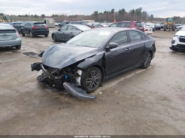3KPF54AD5PE562353 2023 KIA FORTE - Image 2