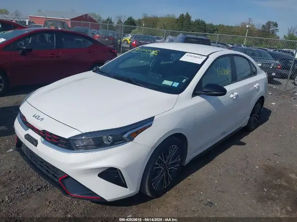 3KPF54AD5PE563311 2023 KIA FORTE - Image 2