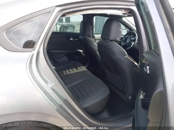 3KPF54AD5PE567519 2023 KIA FORTE - Image 8