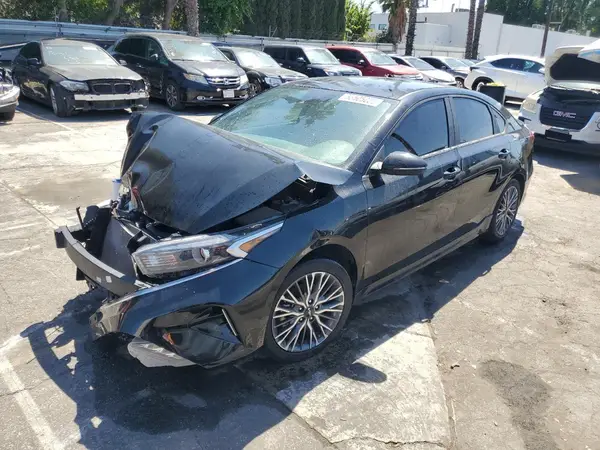 3KPF54AD5PE573563 2023 KIA FORTE - Image 1