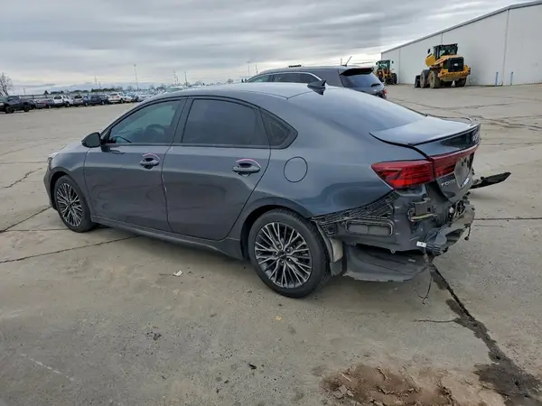 3KPF54AD5PE573899 2023 KIA FORTE - Image 2