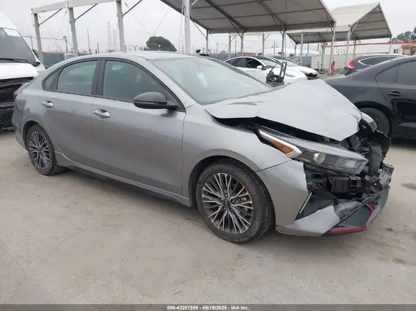 3KPF54AD5PE577659 2023 KIA FORTE - Image 1