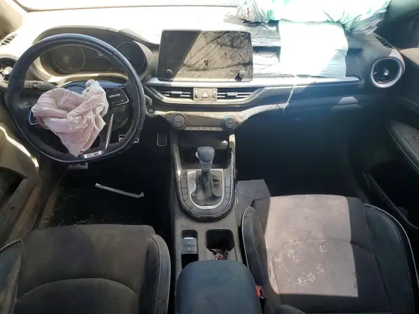 3KPF54AD5PE585812 2023 KIA FORTE - Image 8