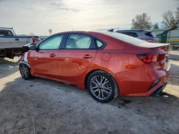 3KPF54AD5PE586460 2023 KIA FORTE - Image 2