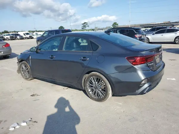 3KPF54AD5PE595918 2023 KIA FORTE - Image 2
