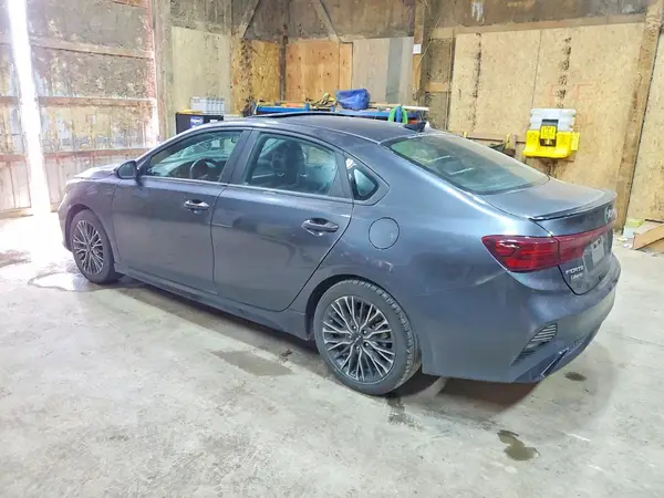 3KPF54AD5PE598270 2023 KIA FORTE - Image 2