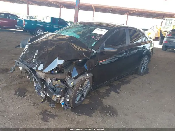 3KPF54AD5PE601569 2023 KIA FORTE - Image 2