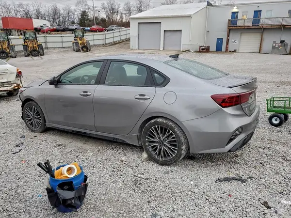 3KPF54AD5PE604441 2023 KIA FORTE - Image 2