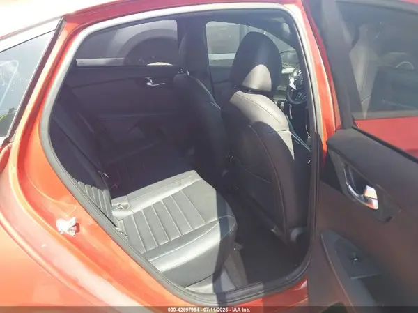 3KPF54AD5PE604908 2023 KIA FORTE - Image 8
