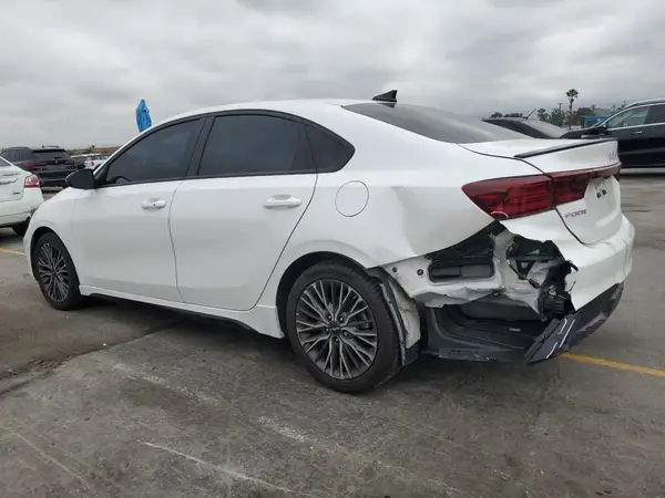 3KPF54AD5PE610496 2023 KIA FORTE - Image 2