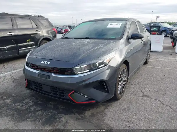3KPF54AD5PE616038 2023 KIA FORTE - Image 2