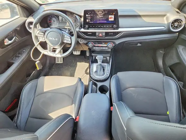 3KPF54AD5PE625256 2023 KIA FORTE - Image 8