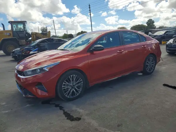3KPF54AD5PE625421 2023 KIA FORTE - Image 1