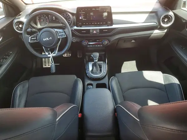 3KPF54AD5PE625421 2023 KIA FORTE - Image 8