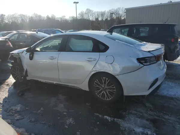 3KPF54AD5PE627248 2023 KIA FORTE - Image 2