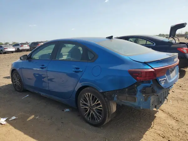 3KPF54AD5PE629324 2023 KIA FORTE - Image 2
