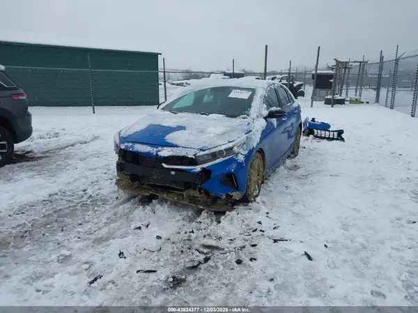 3KPF54AD5PE633096 2023 KIA FORTE - Image 2