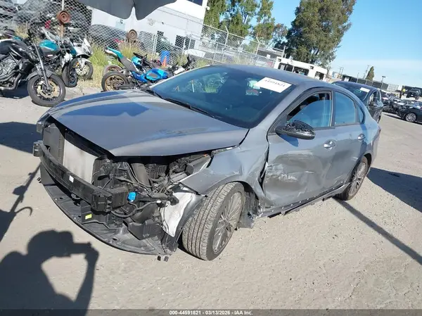 3KPF54AD5PE636418 2023 KIA FORTE - Image 2