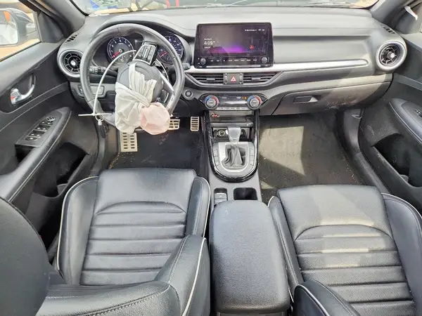 3KPF54AD5PE650805 2023 KIA FORTE - Image 8
