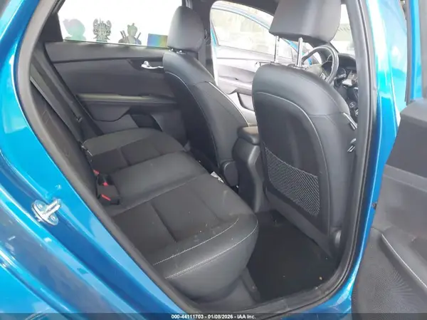 3KPF54AD5PE652425 2023 KIA FORTE - Image 8