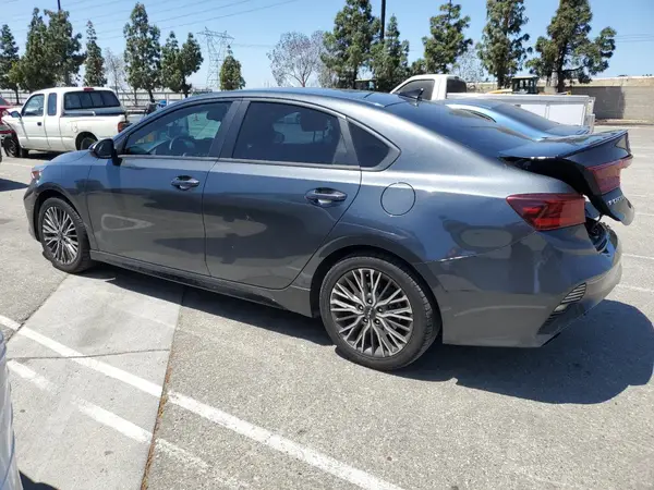 3KPF54AD5PE657933 2023 KIA FORTE - Image 2