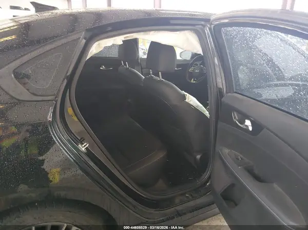 3KPF54AD5PE662596 2023 KIA FORTE - Image 8