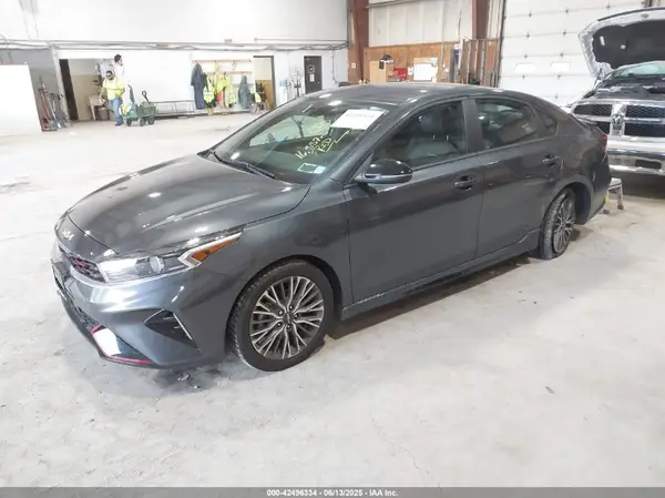 3KPF54AD5PE662677 2023 KIA FORTE - Image 2