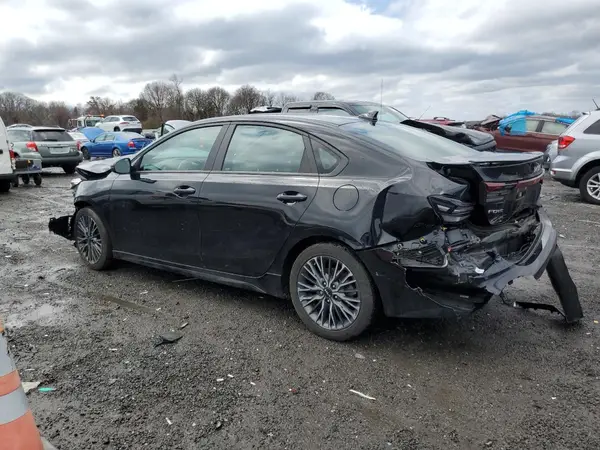 3KPF54AD5PE666602 2023 KIA FORTE - Image 2
