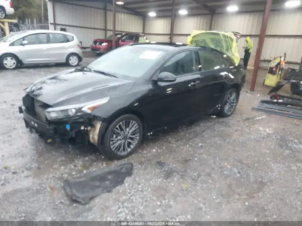 3KPF54AD5PE670049 2023 KIA FORTE - Image 2