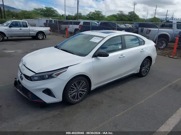 3KPF54AD5PE670729 2023 KIA FORTE - Image 2