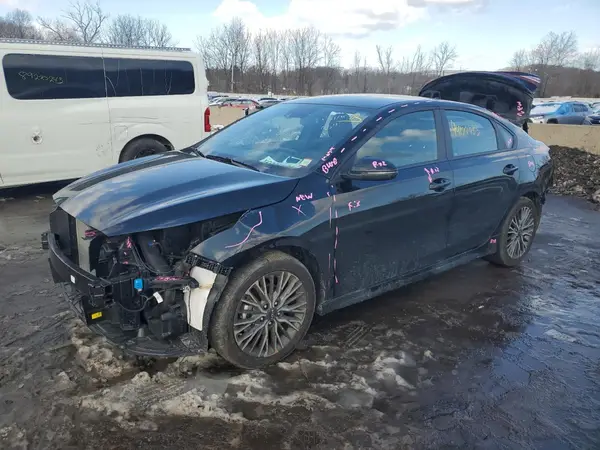 3KPF54AD5PE674005 2023 KIA FORTE - Image 1