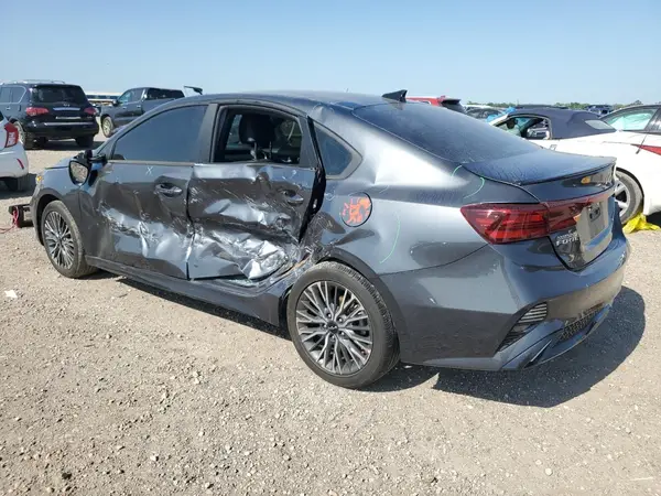 3KPF54AD5PE676434 2023 KIA FORTE - Image 2