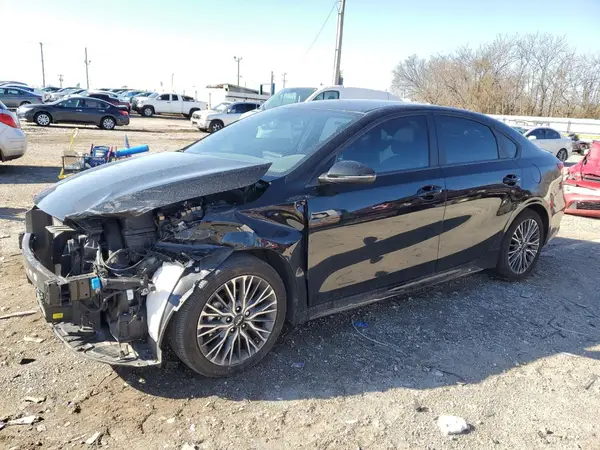 3KPF54AD5PE682444 2023 KIA FORTE - Image 1