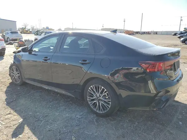 3KPF54AD5PE682444 2023 KIA FORTE - Image 2