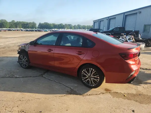 3KPF54AD5RE697917 2024 KIA FORTE - Image 2
