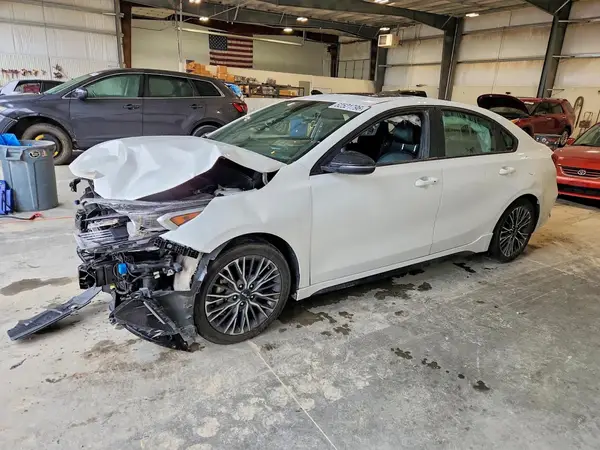 3KPF54AD5RE700816 2024 KIA FORTE - Image 1