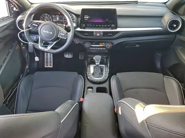 3KPF54AD5RE701366 2024 KIA FORTE - Image 8