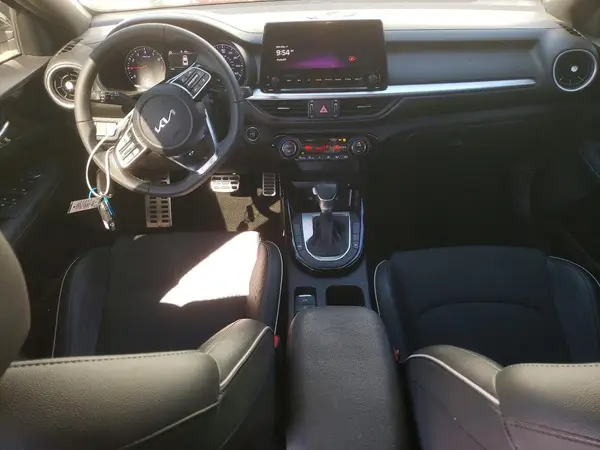 3KPF54AD5RE706552 2024 KIA FORTE - Image 8