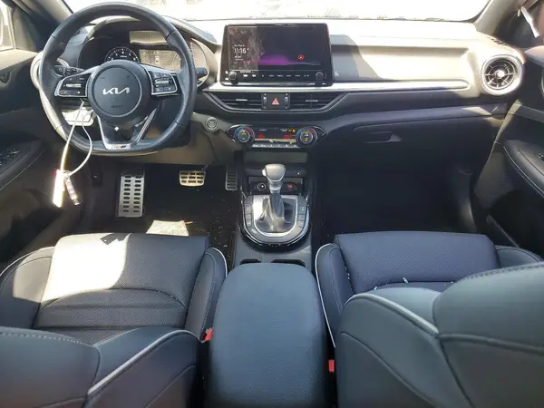 3KPF54AD5RE713212 2024 KIA FORTE - Image 8