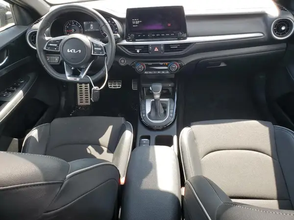 3KPF54AD5RE714697 2024 KIA FORTE - Image 8